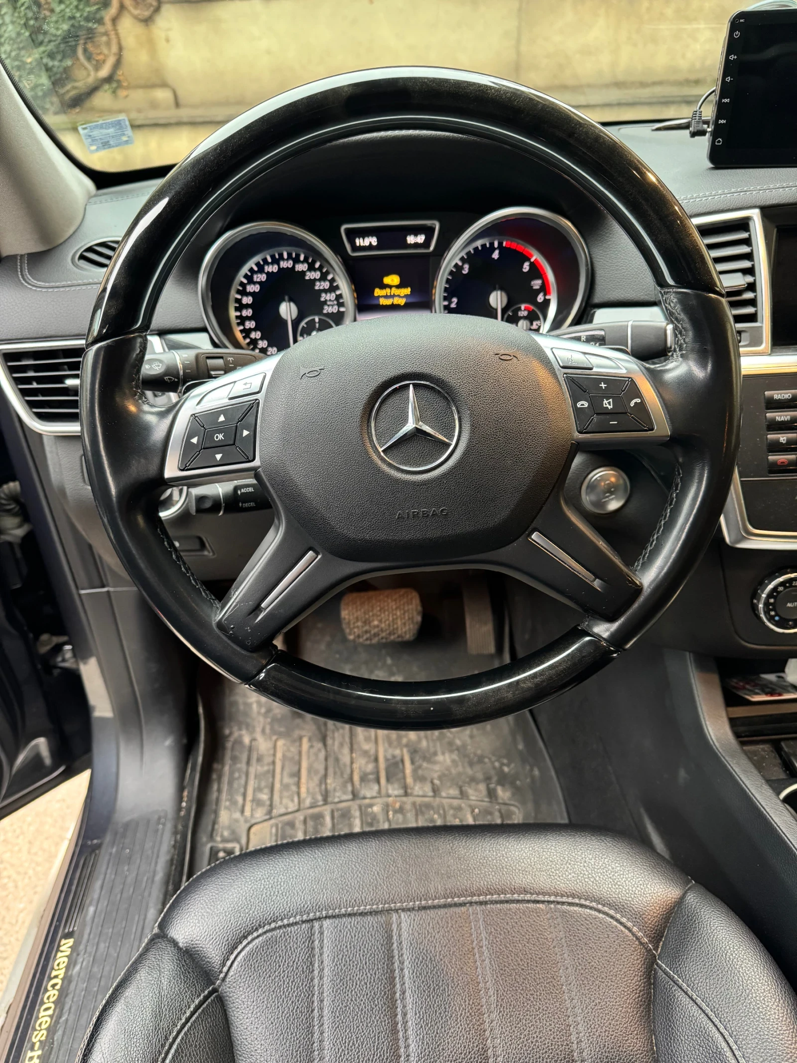 Mercedes-Benz GL 350, снимка 9 - Автомобили и джипове - 54910405