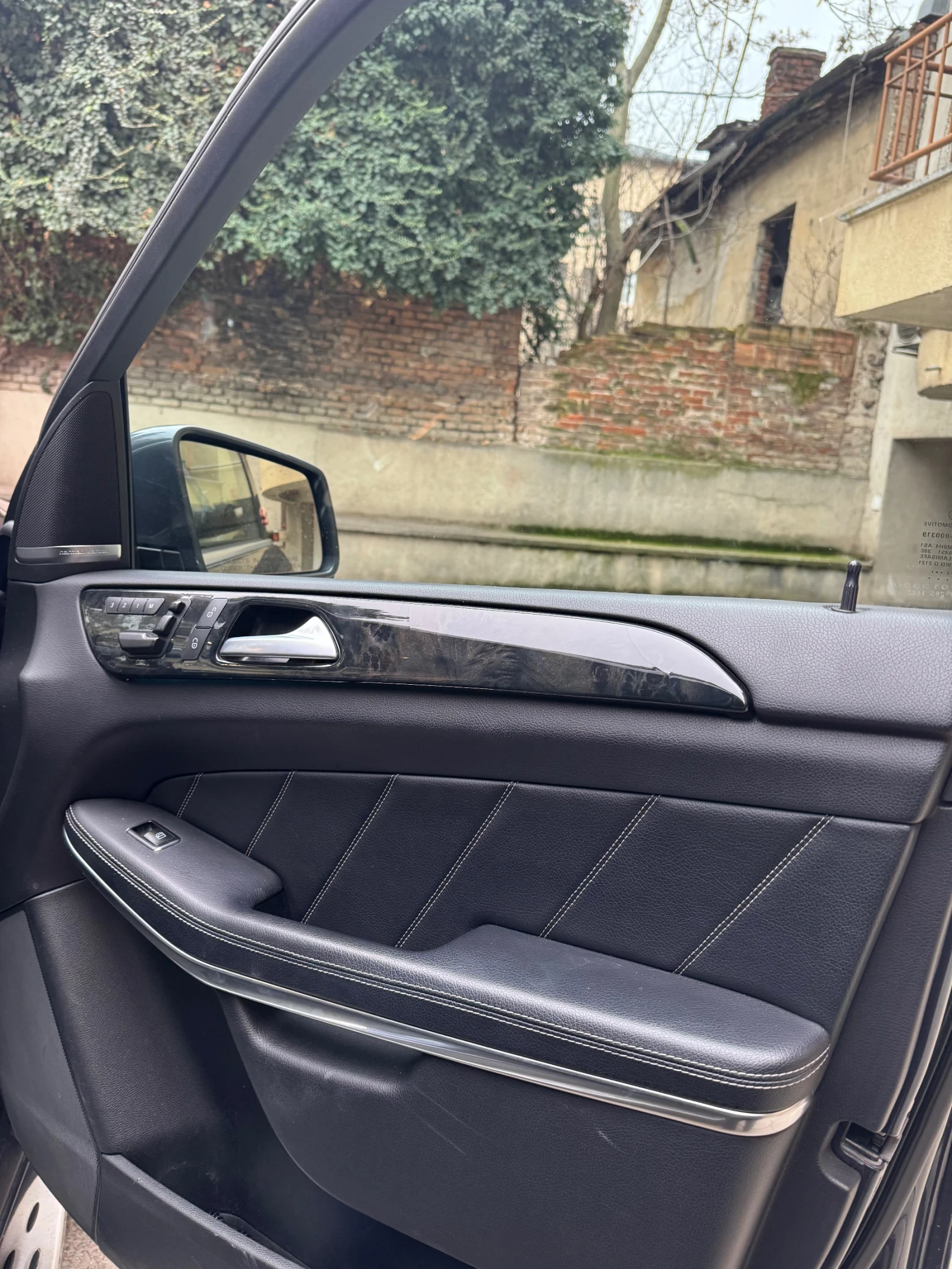 Mercedes-Benz GL 350, снимка 8 - Автомобили и джипове - 54910405