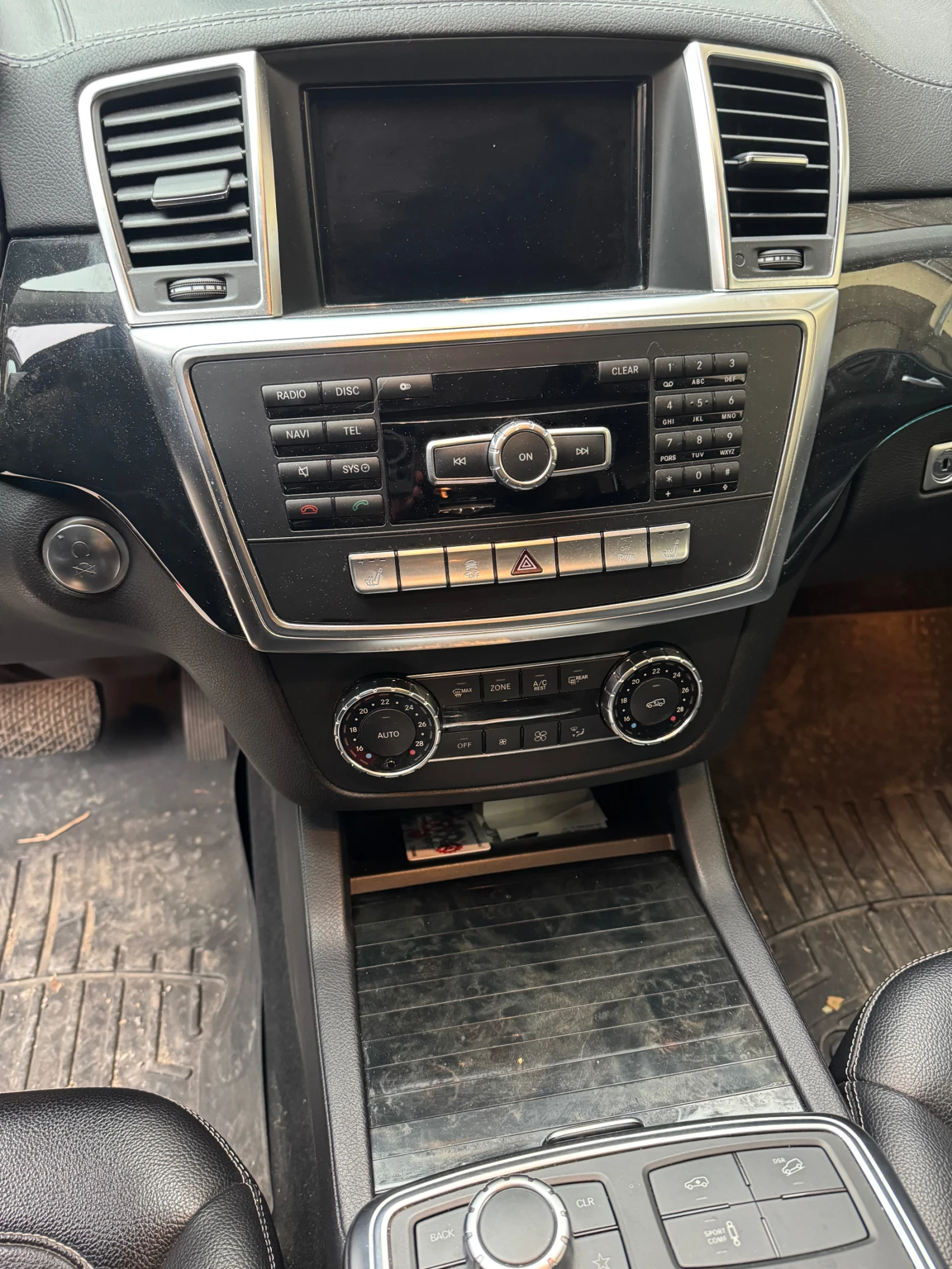 Mercedes-Benz GL 350, снимка 10 - Автомобили и джипове - 54910405