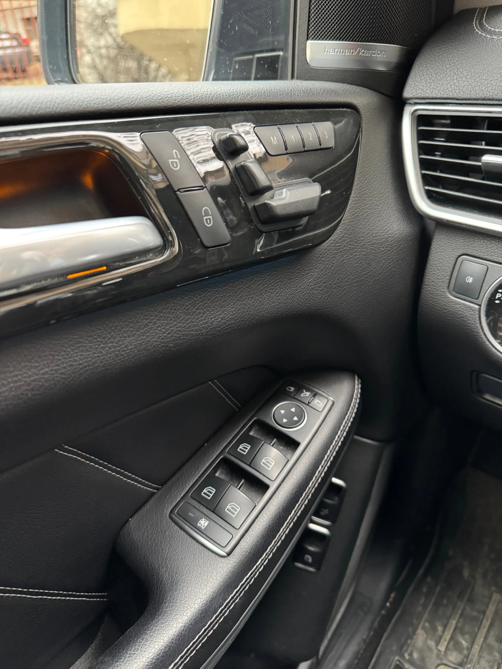 Mercedes-Benz GL 350, снимка 12 - Автомобили и джипове - 54910405