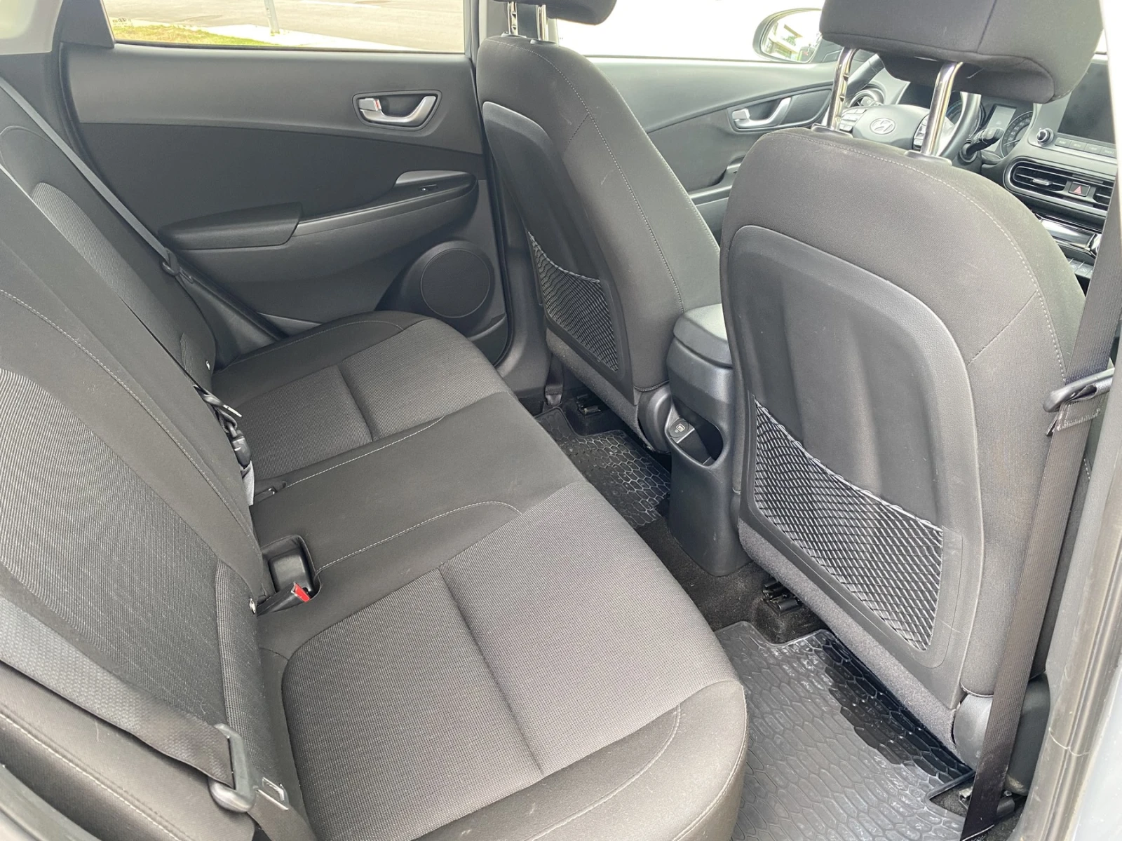Hyundai Kona 1.6 GDI/ Hybrid/ DCT/Гаранция до 04.2028 , снимка 13 - Автомобили и джипове - 55065450