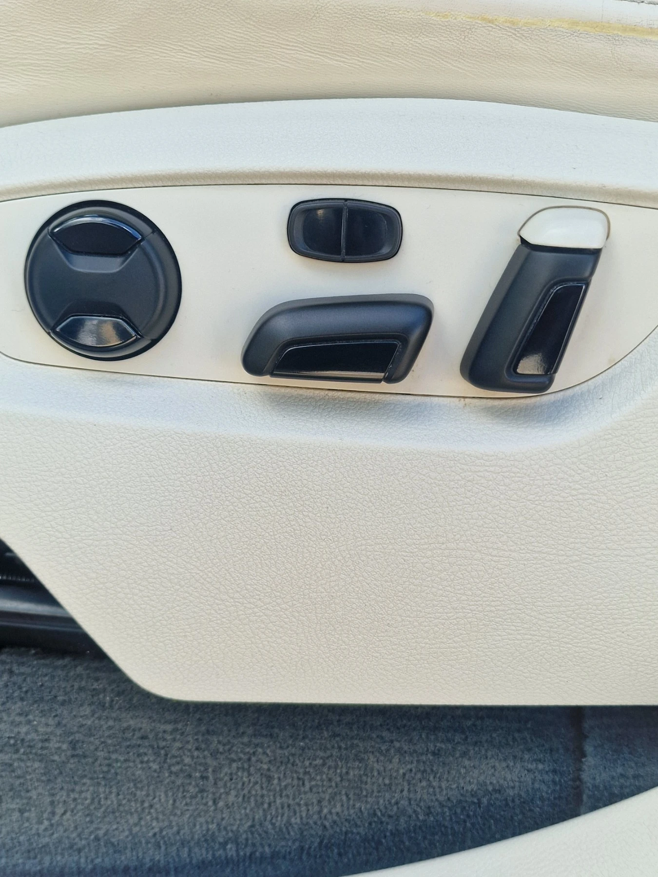 VW Touareg 3.0 TDI V6, ��������� | Mobile.bg � ����������� 12