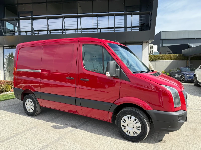 VW Crafter 2.5TDI L1H1 Климатроник , снимка 2 - Бусове и автобуси - 49492109