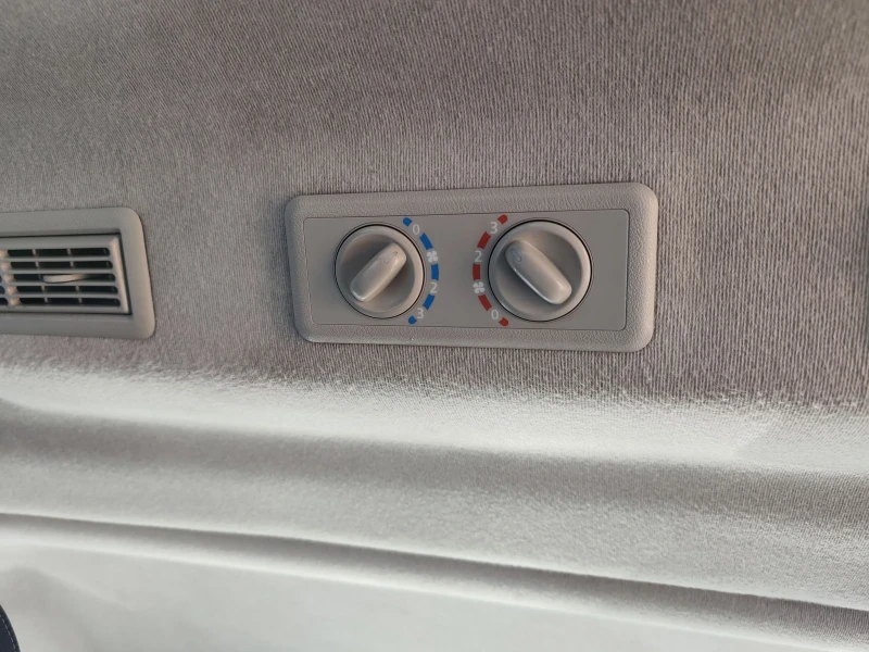 Opel Vivaro 1.6 BITURBO 125 * 8+ 1 * NAVI * LONG * , снимка 13 - Бусове и автобуси - 52513149