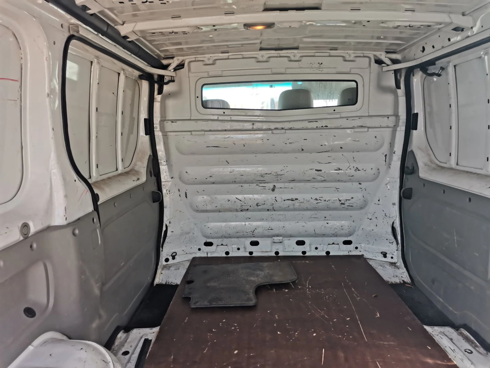 Nissan Primastar 1, 9 DCI , снимка 12 - Бусове и автобуси - 56589671