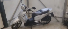 Aprilia Scarabeo 250i, снимка 9