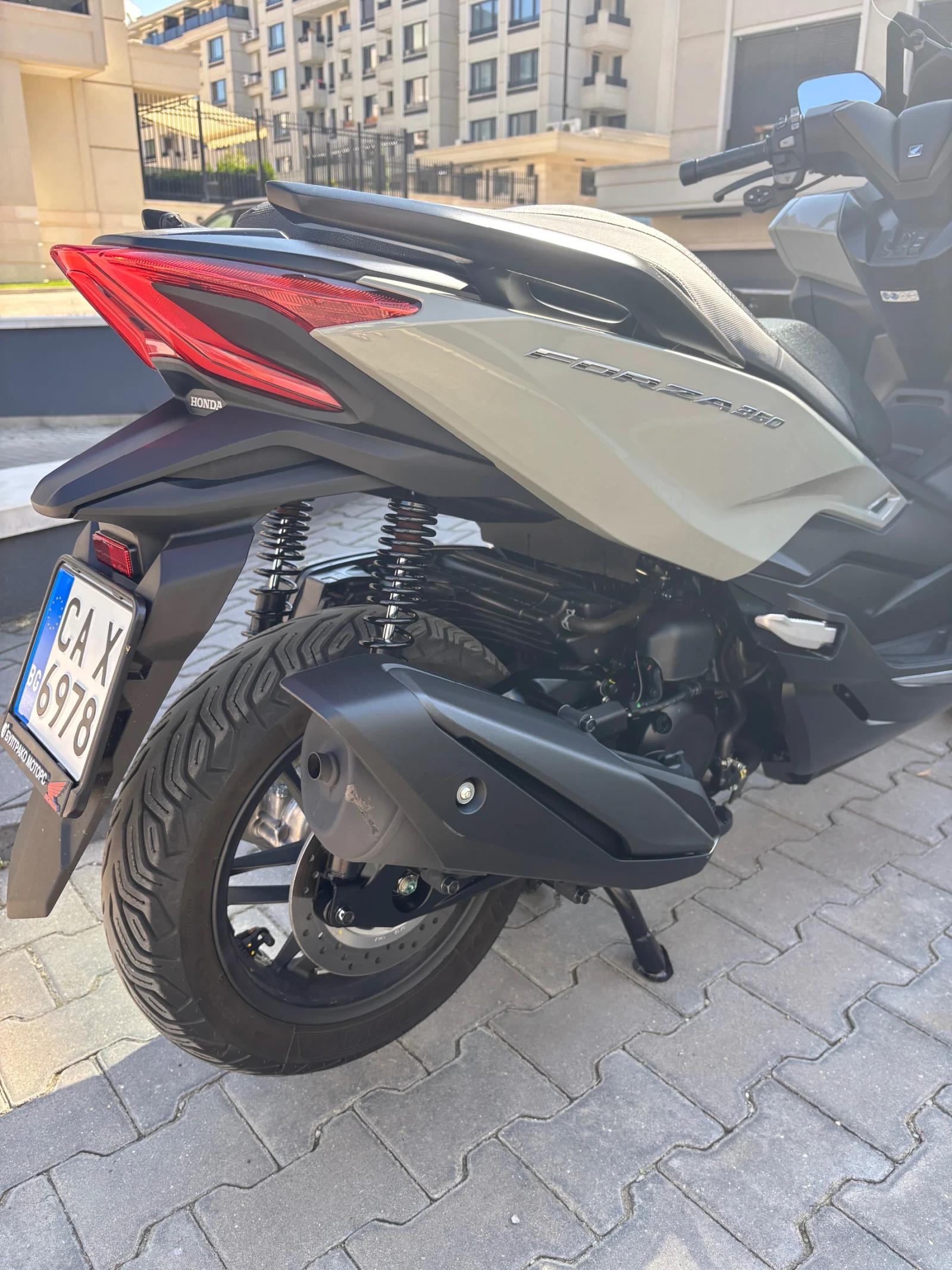 Honda Forza  - изображение 5
