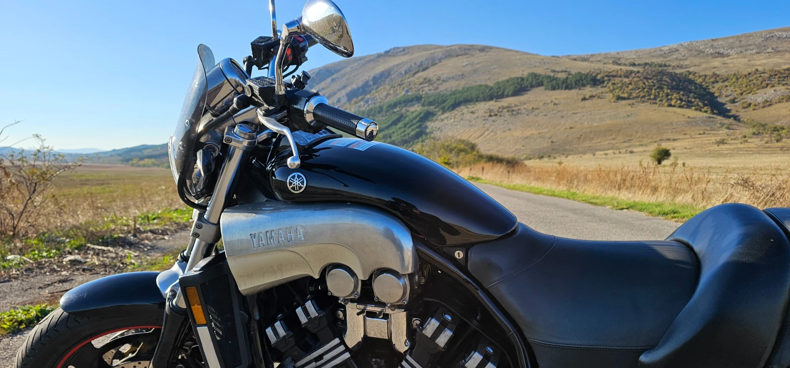 Yamaha V-Max, снимка 7 - Мотоциклети и мототехника - 55677522