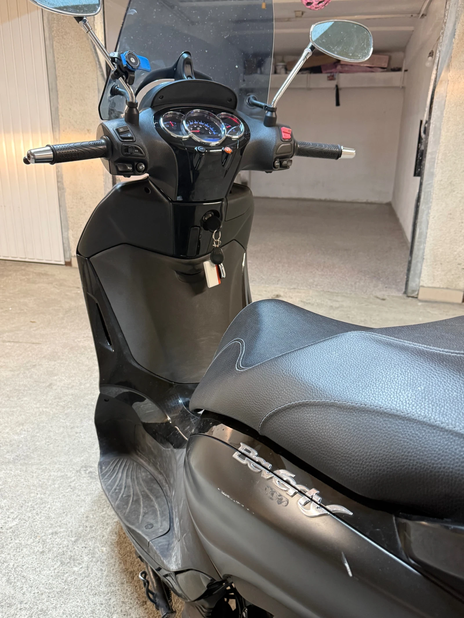 Piaggio Beverly 300 Police , снимка 7 - Мотоциклети и мототехника - 56257942