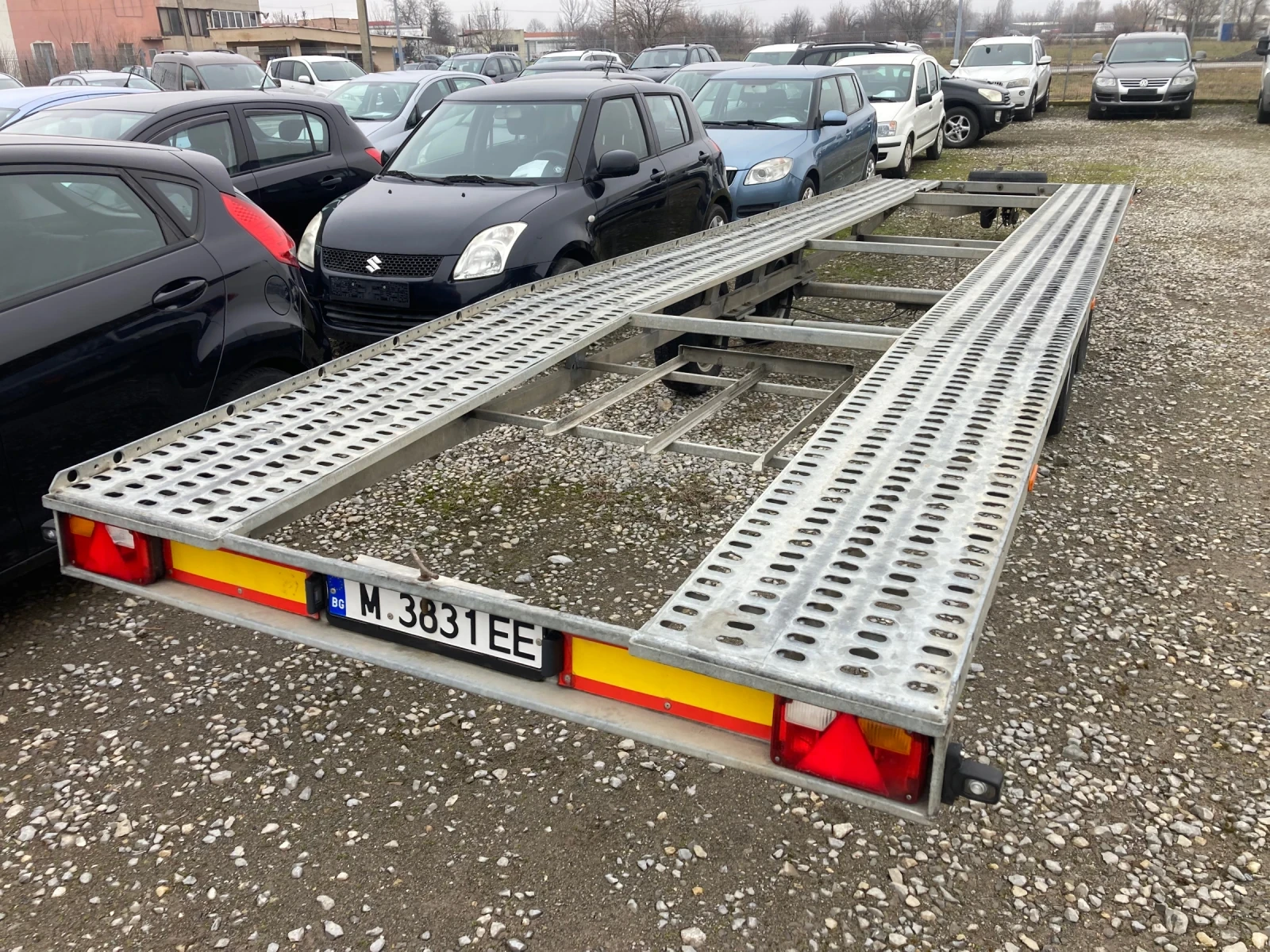 �� ��������� ��� BESCHANTRAILERS D2 C | Mobile.bg � ����������� 4