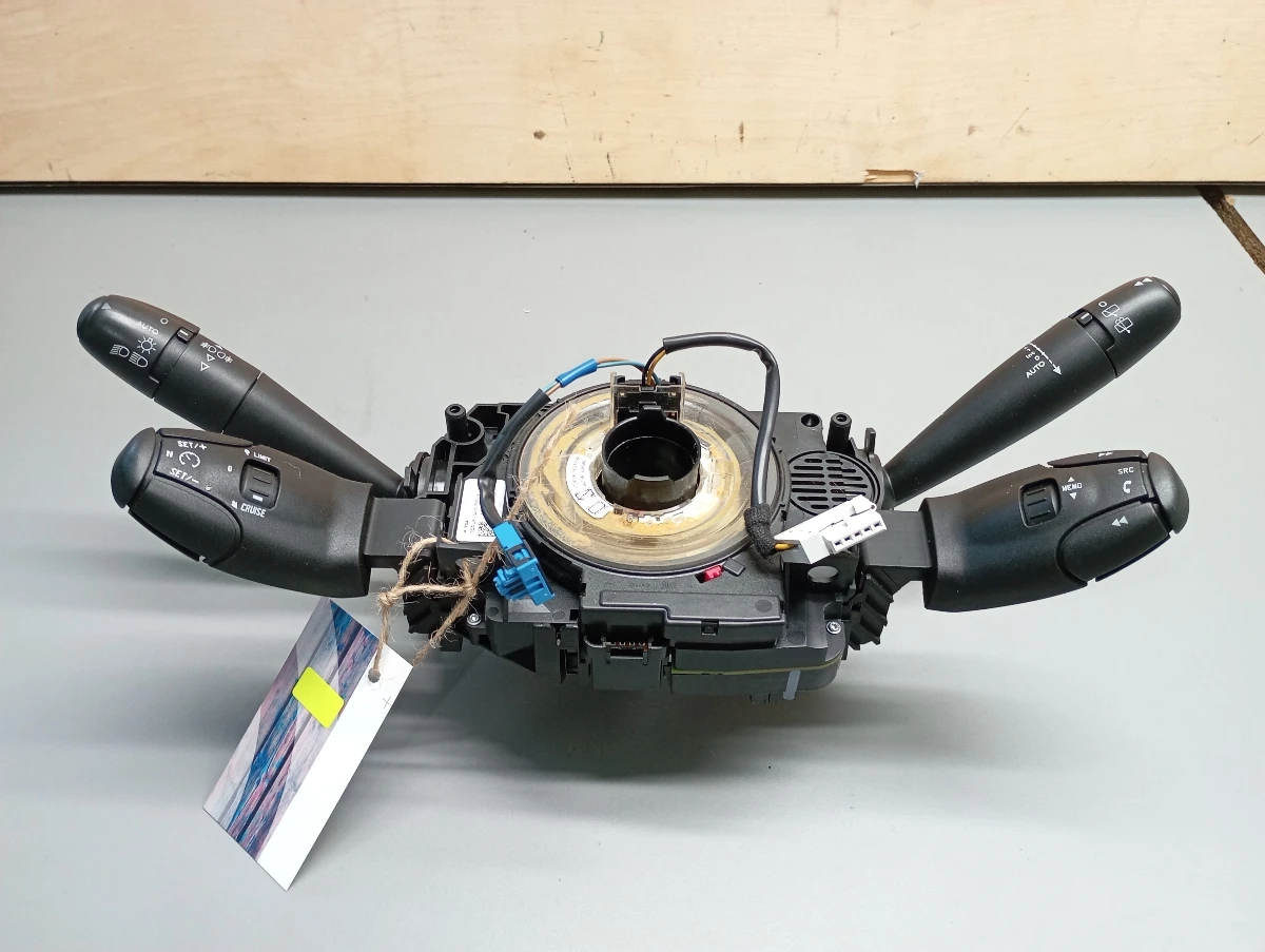 ,  , , ,    5008 1.6 () | Mobile.bg   1