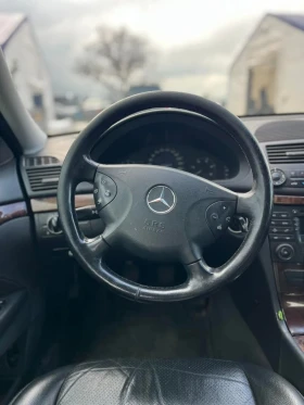 Mercedes-Benz E 220, снимка 10
