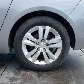 Peugeot 308 1.6 HDI повреден двигател, снимка 5