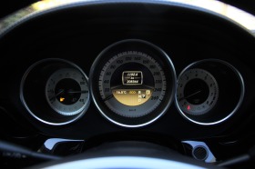 Mercedes-Benz CLS 500 4Matic/Airmatic/Kamera/Harman Kardon/Подгрев, снимка 13