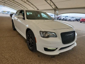 Chrysler 300c TOURING L* CARFAX * АвтоКредит * Цена до България* - 43000 лв. / 21985.55 € - 24636029 2