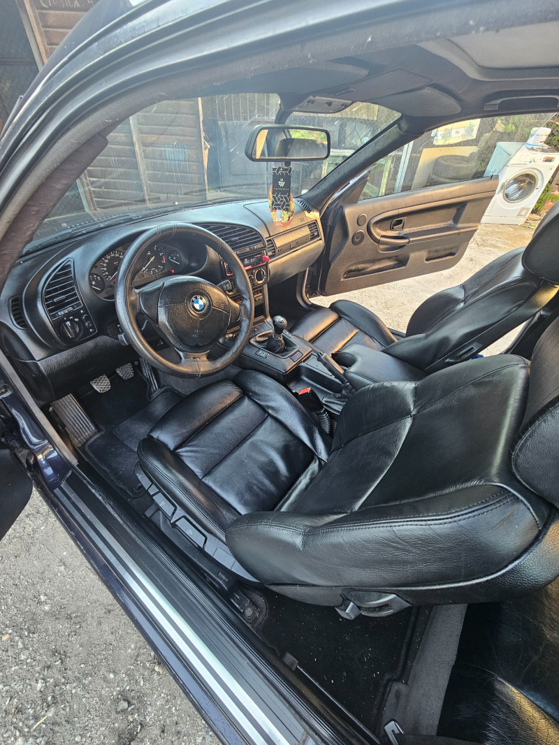 BMW 320, снимка 4 - Автомобили и джипове - 46230689