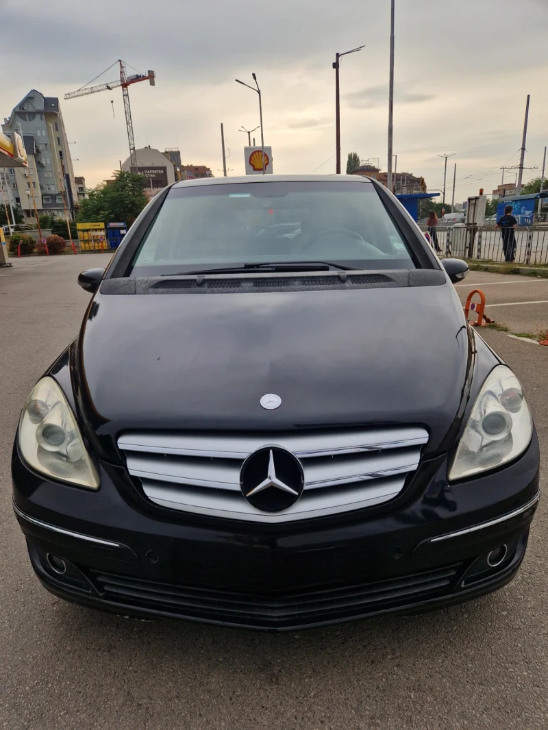 Mercedes-Benz B 180 CDI, снимка 1 - Автомобили и джипове - 47103982