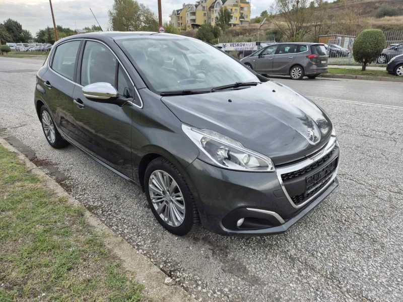 Peugeot 208 HDI 120hp, снимка 3 - Автомобили и джипове - 47293476