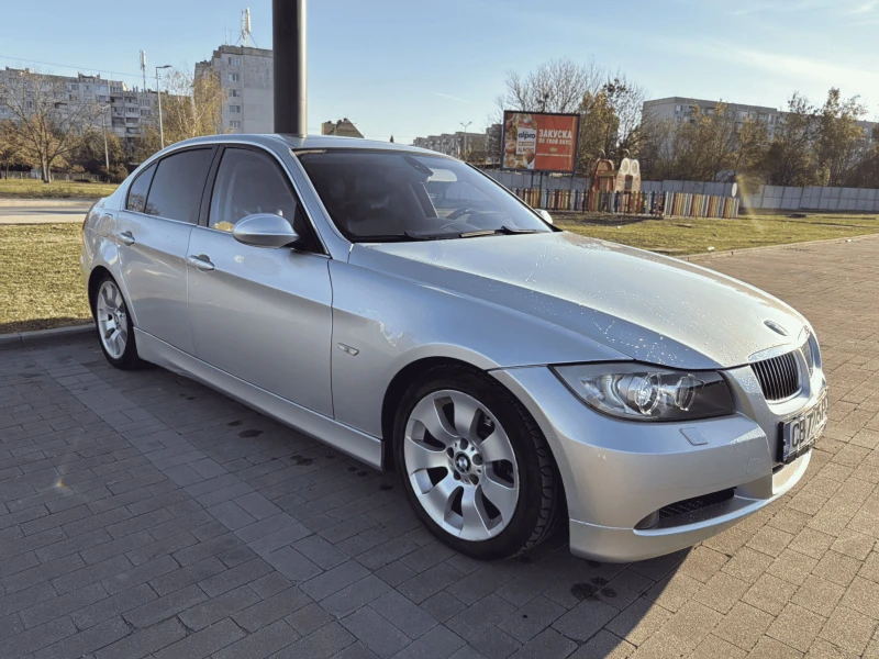 BMW 330, снимка 1 - Автомобили и джипове - 47889281