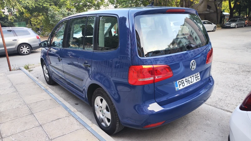 VW Touran 1, 6tdi DSG Германия, снимка 2 - Автомобили и джипове - 49186026