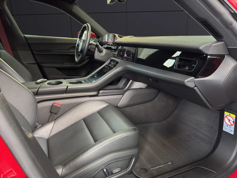 Porsche Taycan 4S* CROSS TURISMO* PANO* BOSE* 360CAM* DISTR* KEYL, снимка 15 - Автомобили и джипове - 50190067