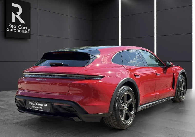 Porsche Taycan 4S* CROSS TURISMO* PANO* BOSE* 360CAM* DISTR* KEYL, снимка 6 - Автомобили и джипове - 50190067