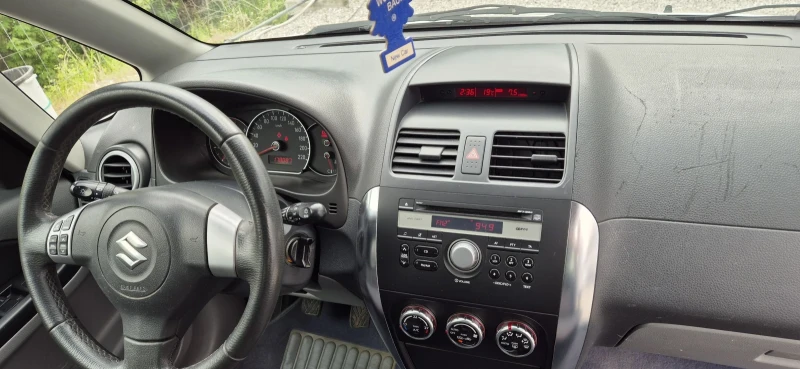 Suzuki SX4 1.9TDI-120кс.4X4, снимка 15 - Автомобили и джипове - 50012843