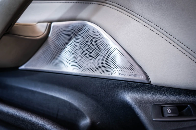 BMW 550 xDrive М-sport* Headup* 360, снимка 7 - Автомобили и джипове - 51288916