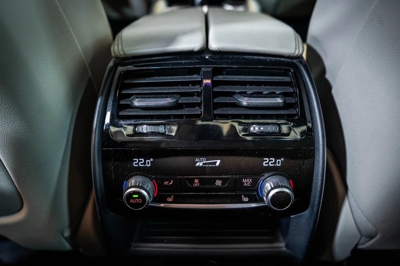 BMW 550 xDrive М-sport* Headup* 360, снимка 15 - Автомобили и джипове - 51288916