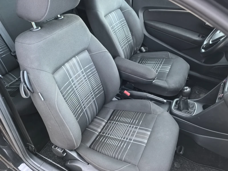 VW Polo 1.2TSI Facelift 90k.c., снимка 7 - Автомобили и джипове - 52016016