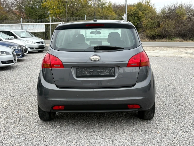 Kia Venga 1.4 CRDI, снимка 8 - Автомобили и джипове - 52322857