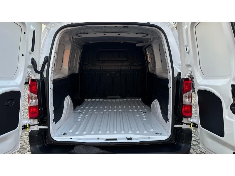 Toyota Proace City City Van EV L2, Месечна вноска от 354 лв., снимка 10 - Автомобили и джипове - 52803103