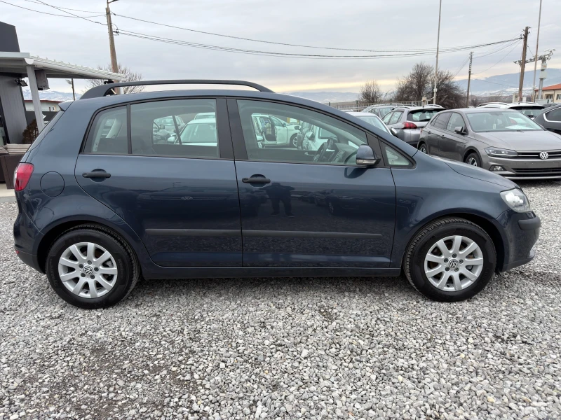 VW Golf Plus 1.6i TOP, снимка 2 - Автомобили и джипове - 53100999