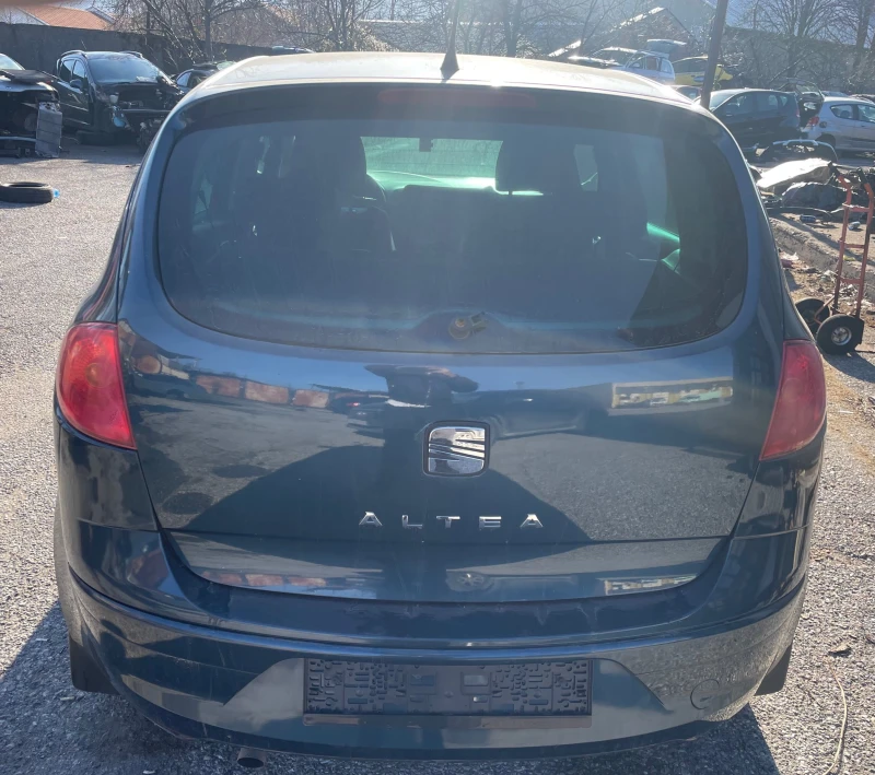 Seat Altea 1.6 i, снимка 5 - Автомобили и джипове - 53168387