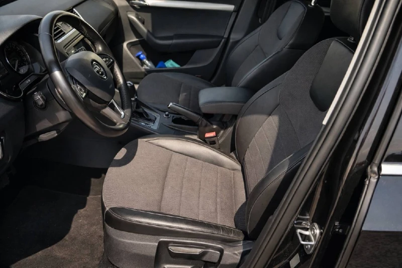 Skoda Octavia 2.0 TDI DSG (Navi, Camera), снимка 6 - Автомобили и джипове - 53323553