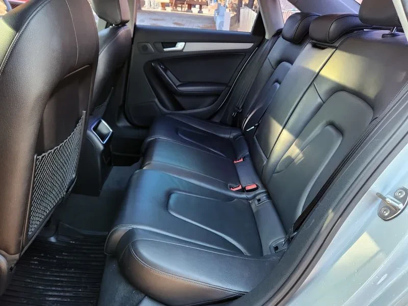 Audi A4 2.0 TDI Quattro Dynamic B8, снимка 17 - Автомобили и джипове - 53677756