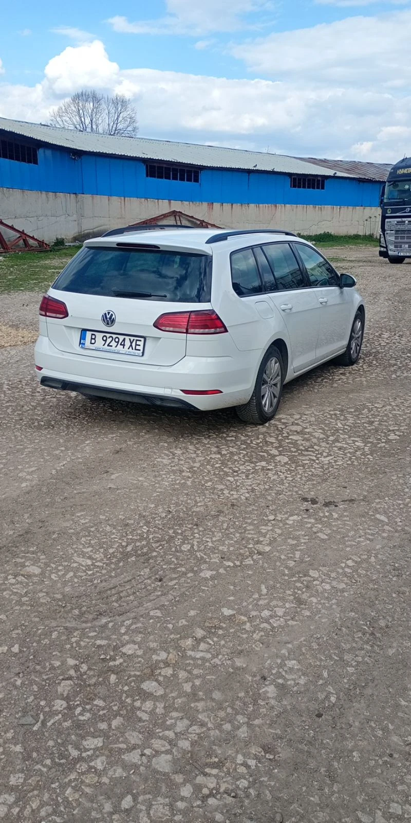 VW Golf, снимка 3 - Автомобили и джипове - 54247632