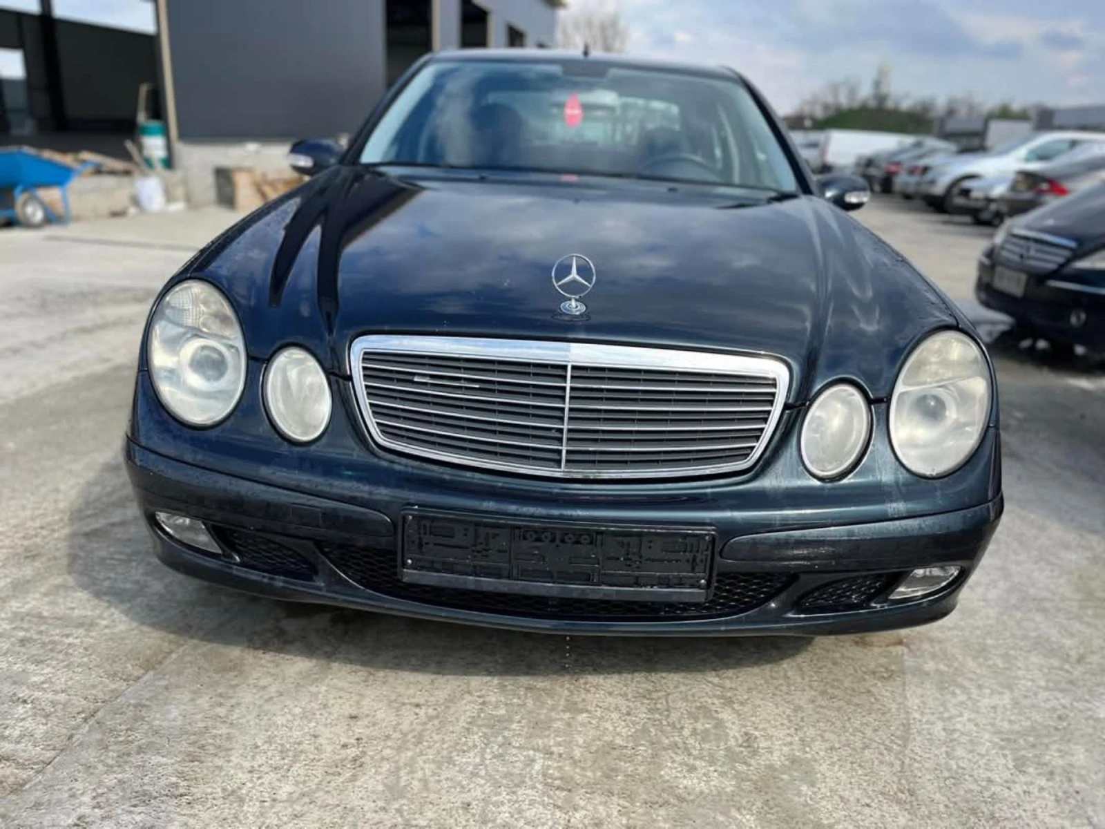 Mercedes-Benz E 220, снимка 1