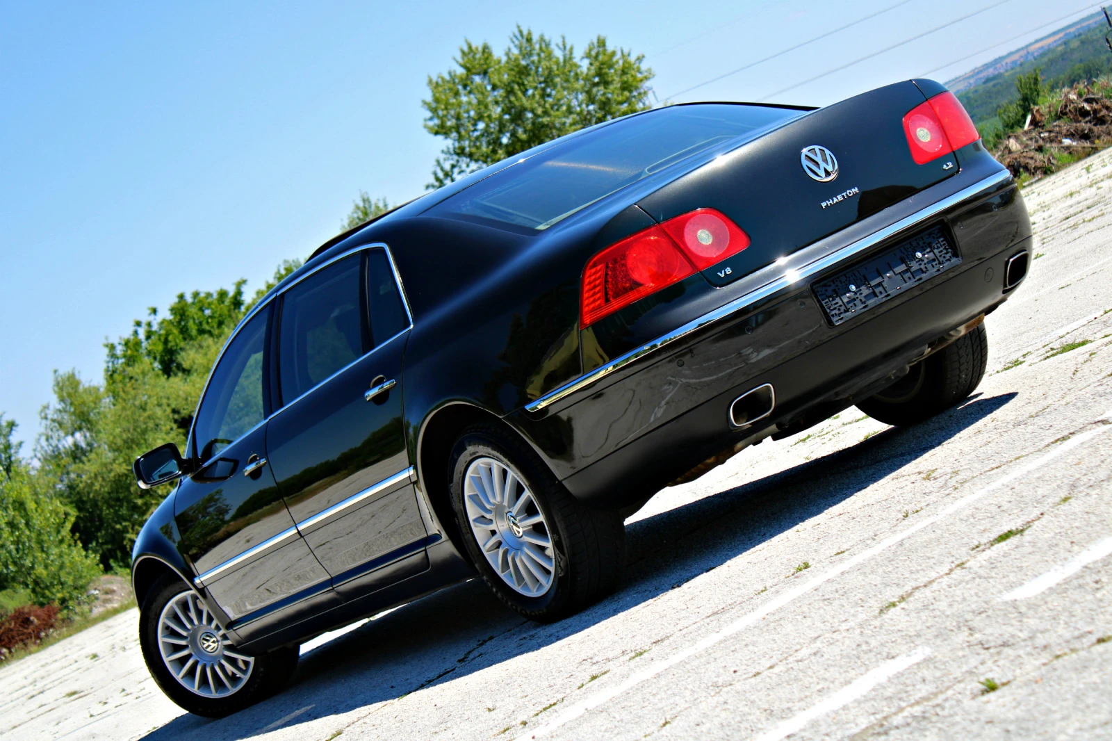 VW Phaeton 4.2 V8 Long EXCLUSIVE Швейцария  - изображение 2