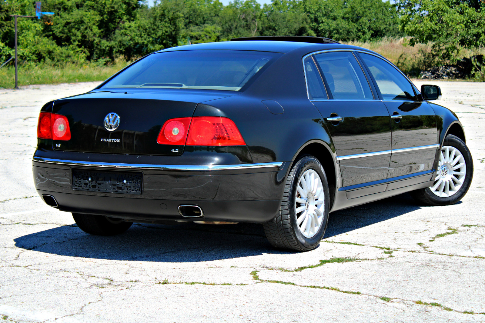 VW Phaeton 4.2 V8 Long EXCLUSIVE Швейцария  - изображение 4