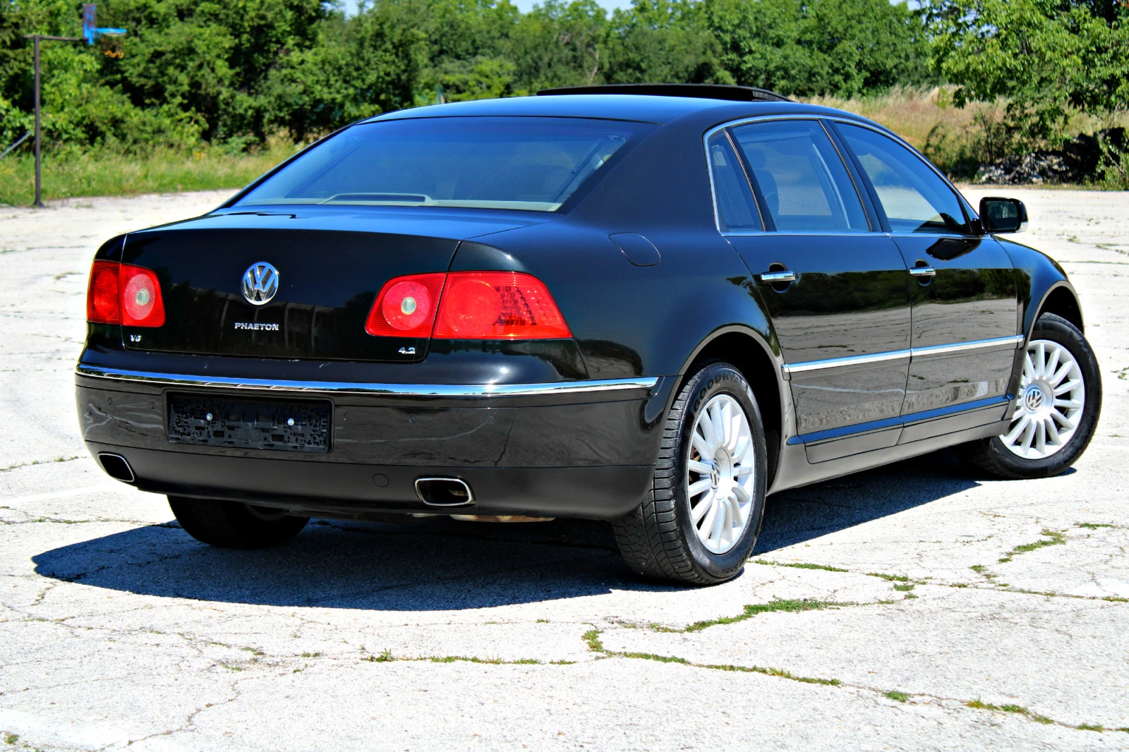 VW Phaeton 4.2 V8 Long EXCLUSIVE Швейцария  - изображение 4