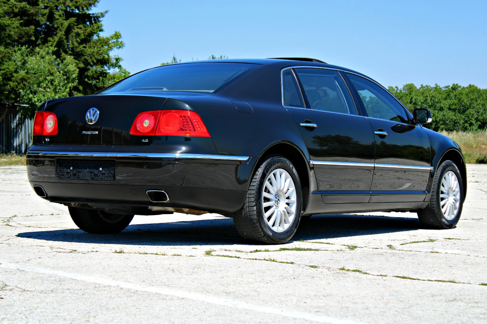 VW Phaeton 4.2 V8 Long EXCLUSIVE Швейцария  - изображение 9