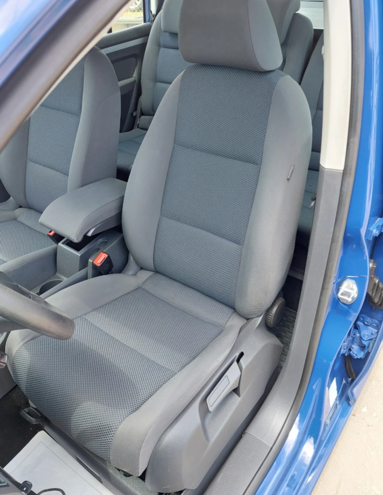 VW Touran 1, 6tdi DSG Германия - изображение 6
