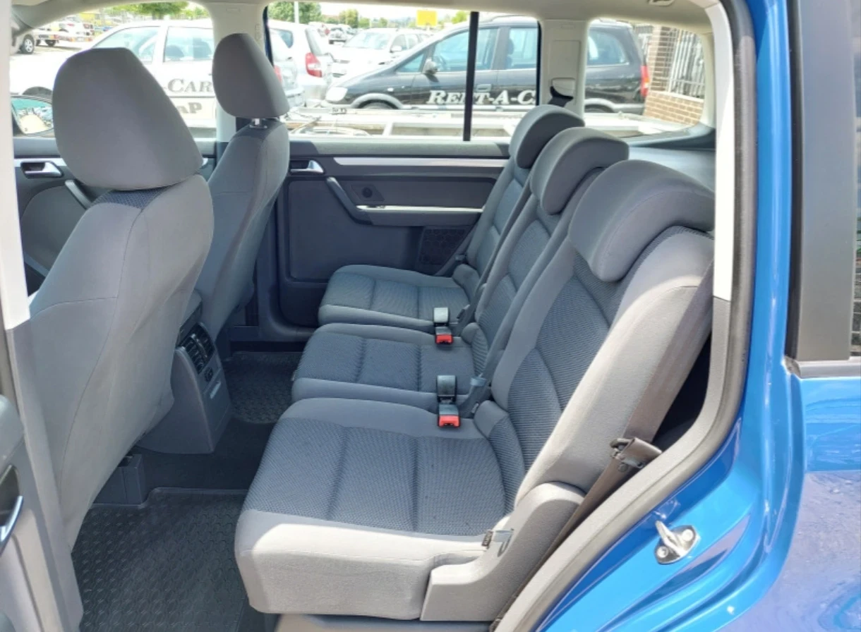 VW Touran 1, 6tdi DSG Германия - изображение 9