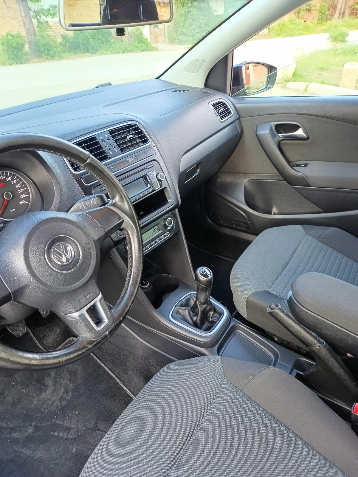 VW Polo 1.4i - изображение 6