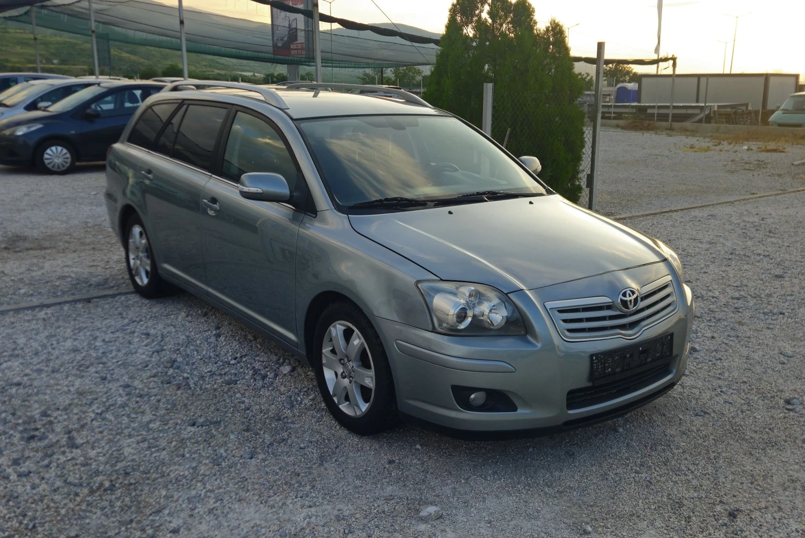 Toyota Avensis 2.0D4D.125кс.2008г.Топ състояние - изображение 3