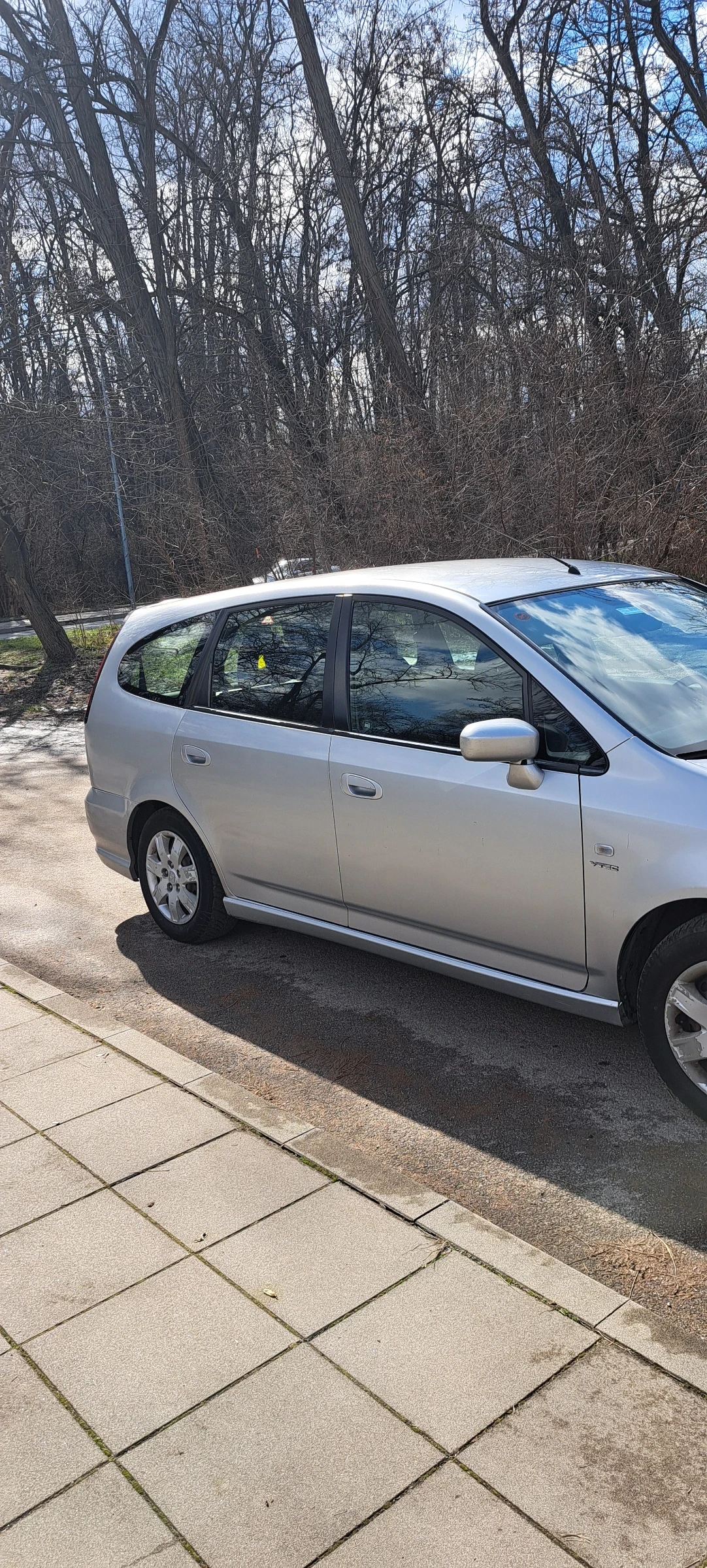 Honda Stream  - изображение 6