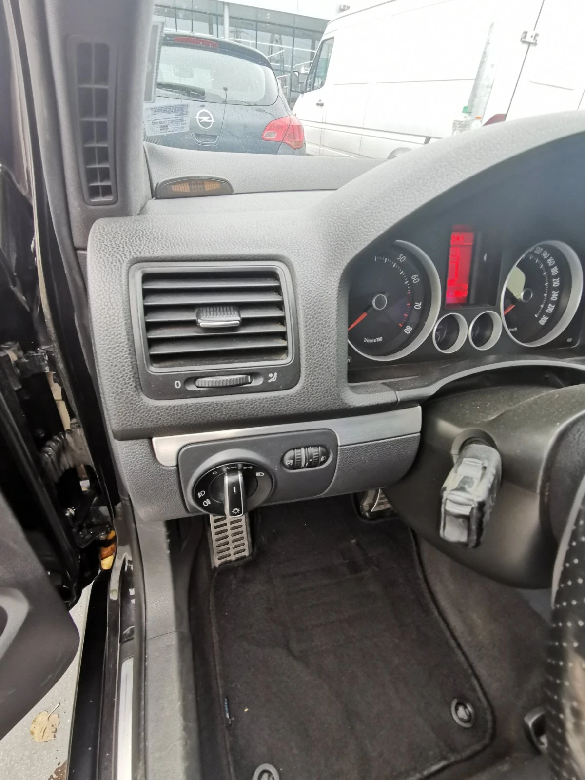 VW Golf GTI - изображение 7