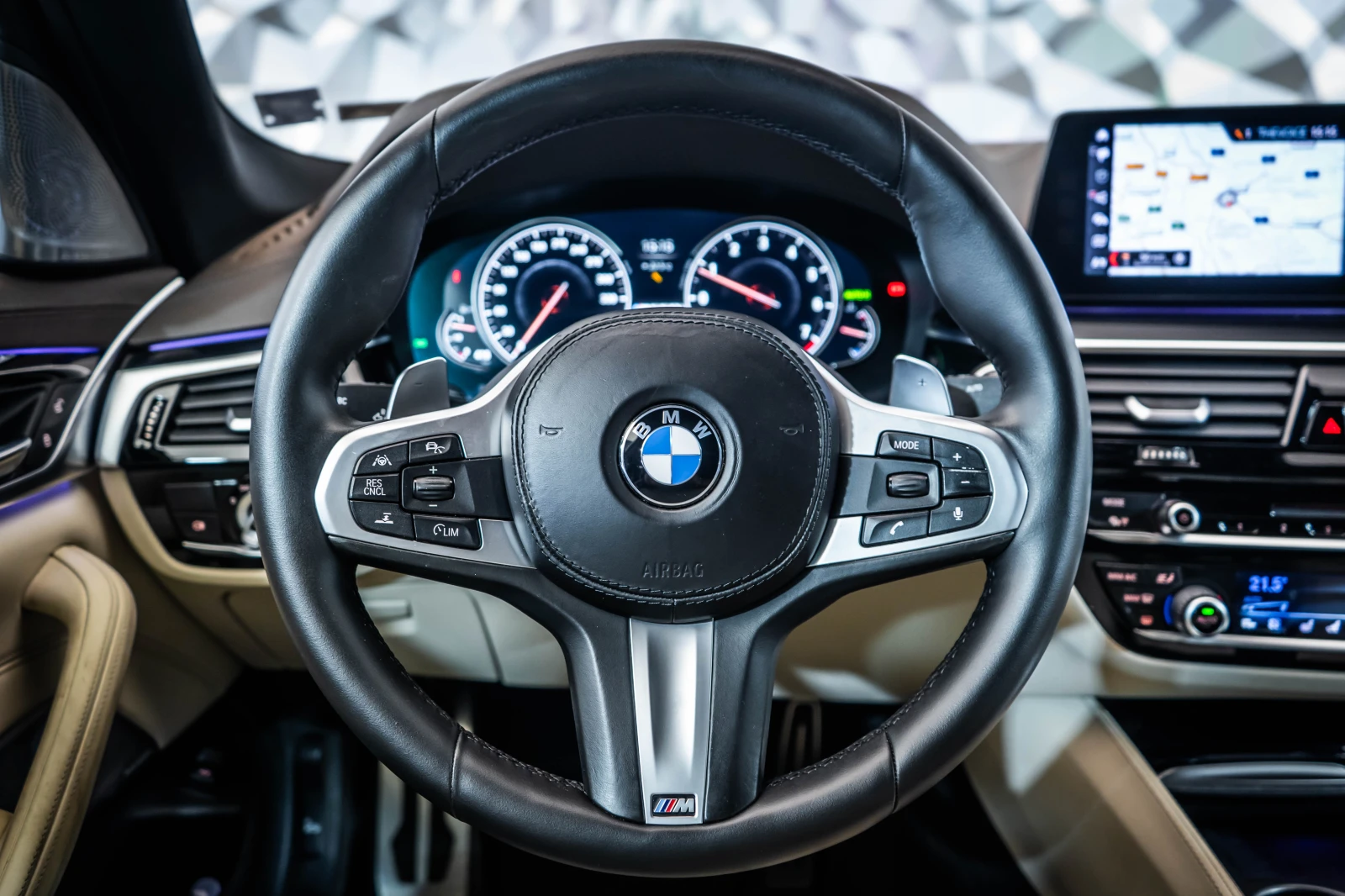 BMW 550 xDrive М-sport* Headup* 360 - изображение 10