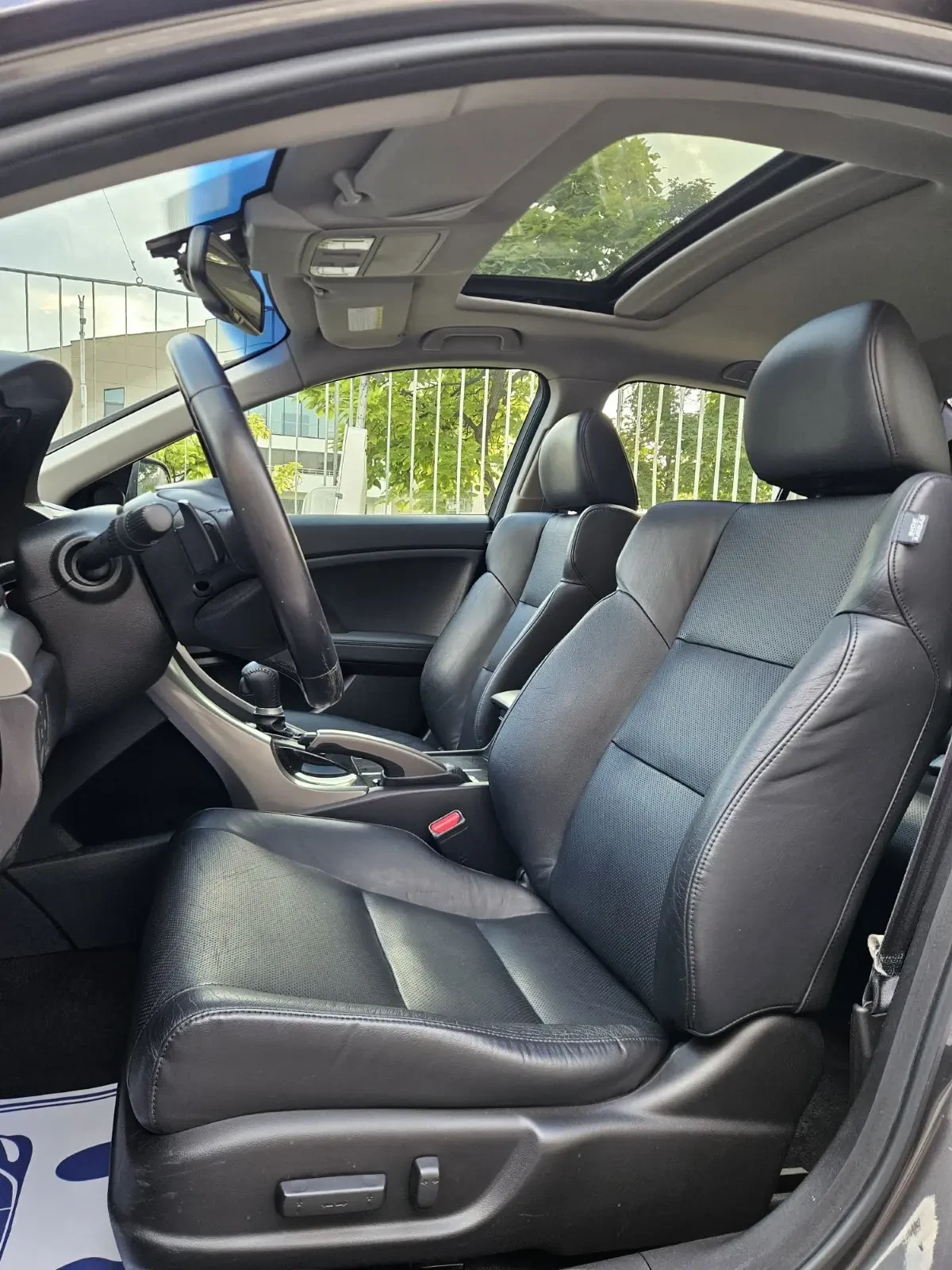Honda Accord 2.4i-VTEC Distronic Andvance Safe Edition  - изображение 10